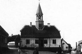 Miniature af billedet Ebeltoft rådhus før restaureringen i 1906-09